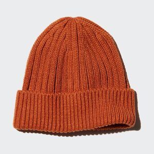 Uniqlo Heattech Beanie/Gloves