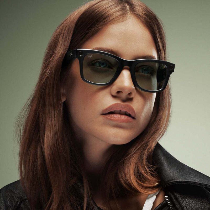 Ray-Ban Meta Smart Glasses